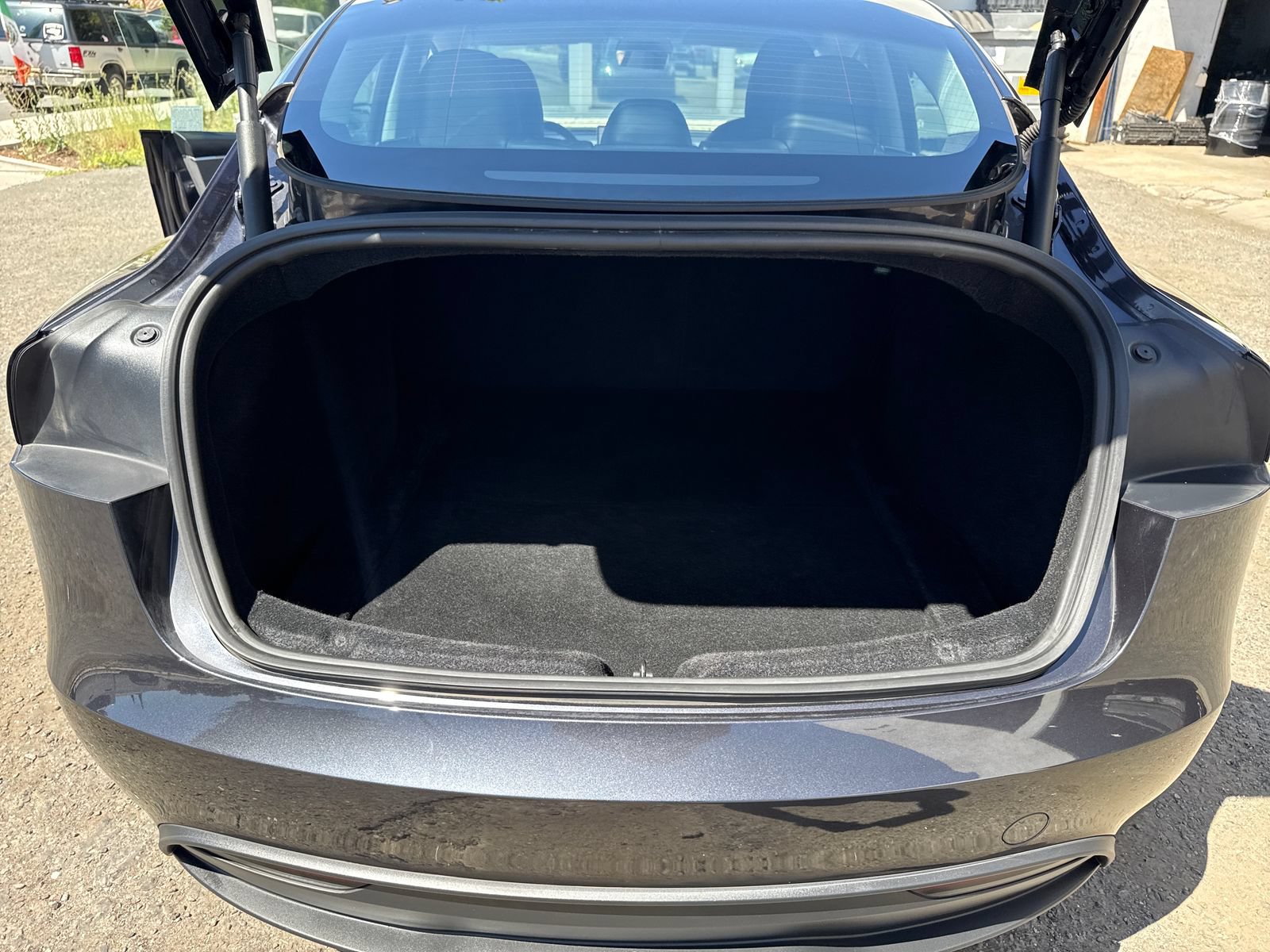 Used 2024 Tesla Model 3 Standard Range RWD image 23