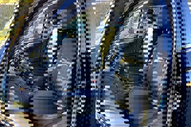 Used 2022 Volkswagen Tiguan SE image 24