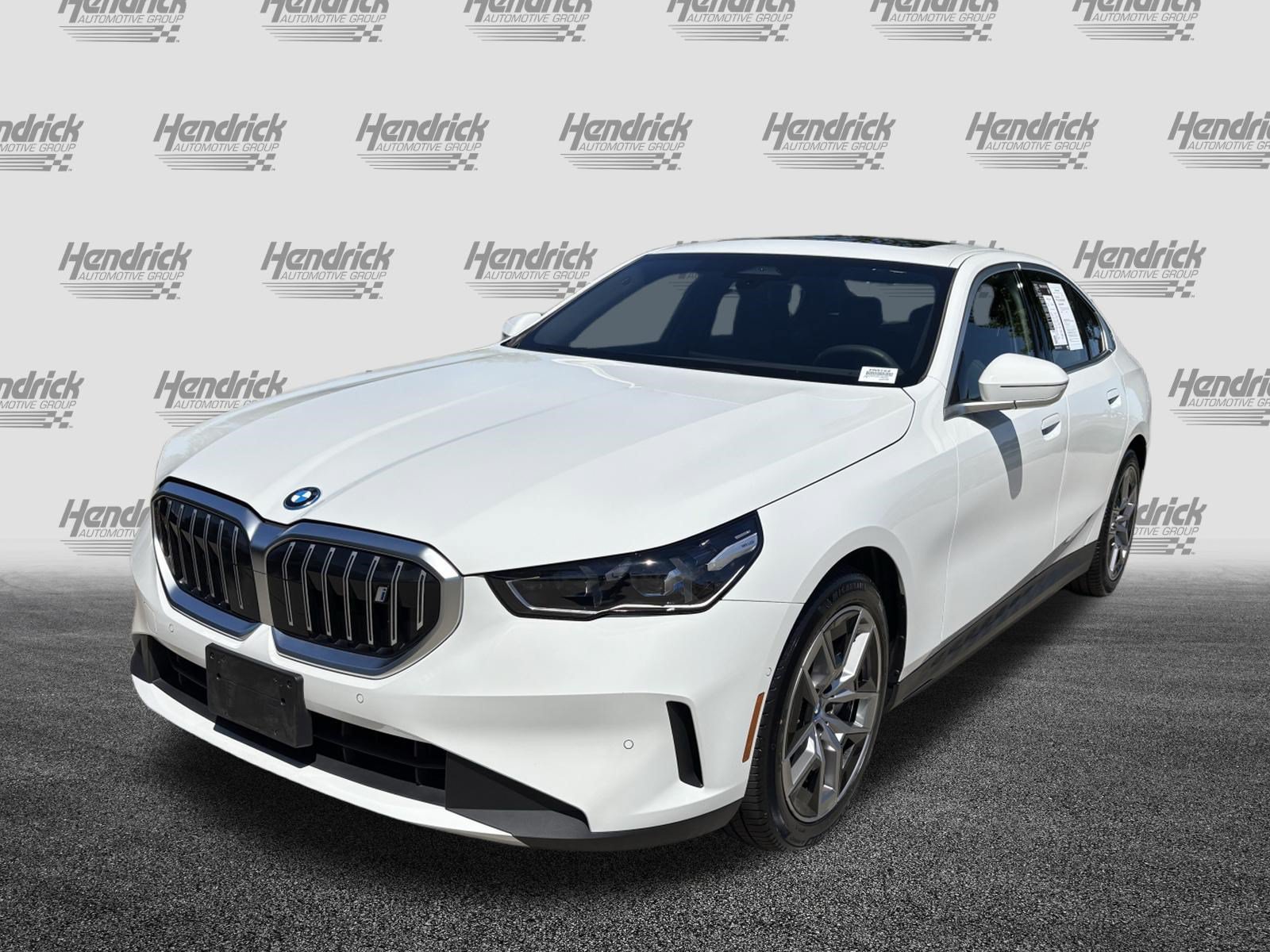 Certified 2024 BMW i5 eDrive40i w/ Convenience Package RWD image 7