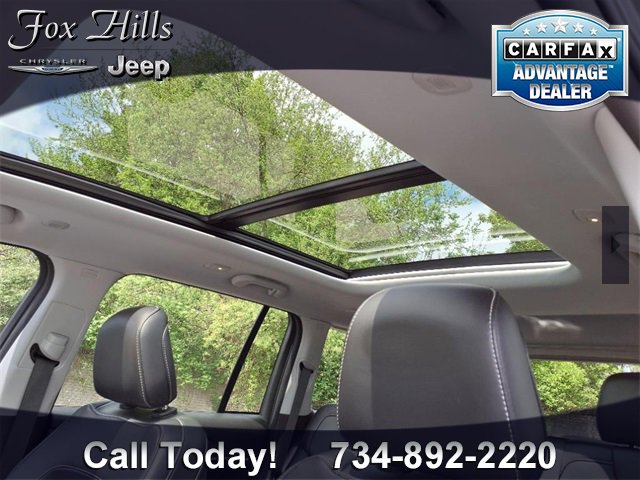 Used 2022 Jeep Grand Cherokee Limited 4xe image 16