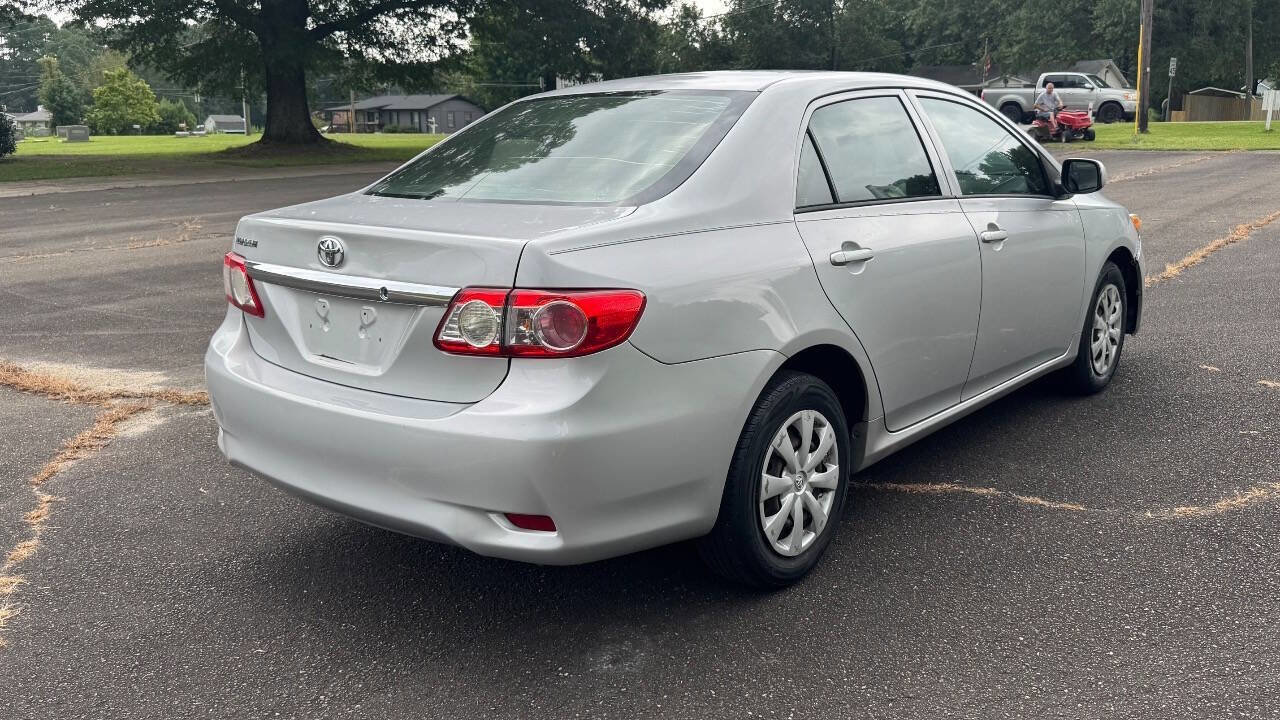 Used 2012 Toyota Corolla L image 8