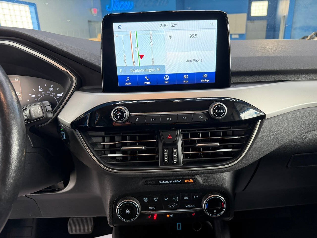 Used 2020 Ford Escape SEL AWD/4WD image 22