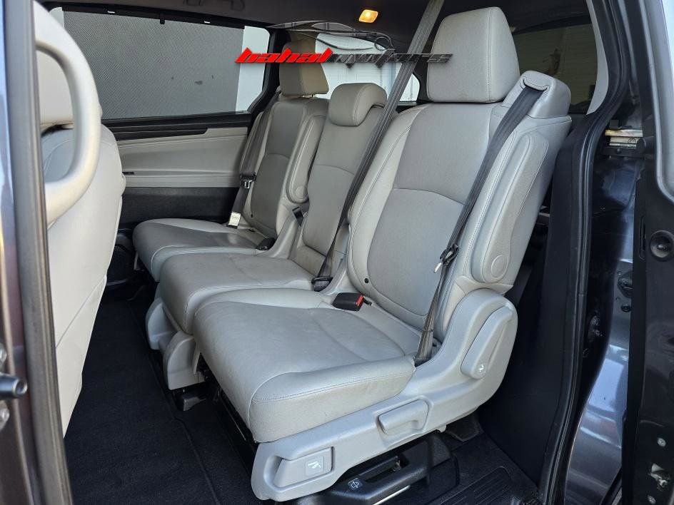 Used 2018 Honda Odyssey Touring image 9