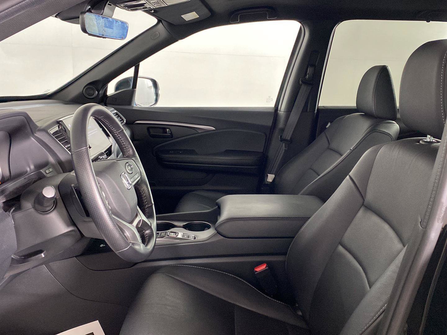 Used 2024 Honda Passport EX-L image 11