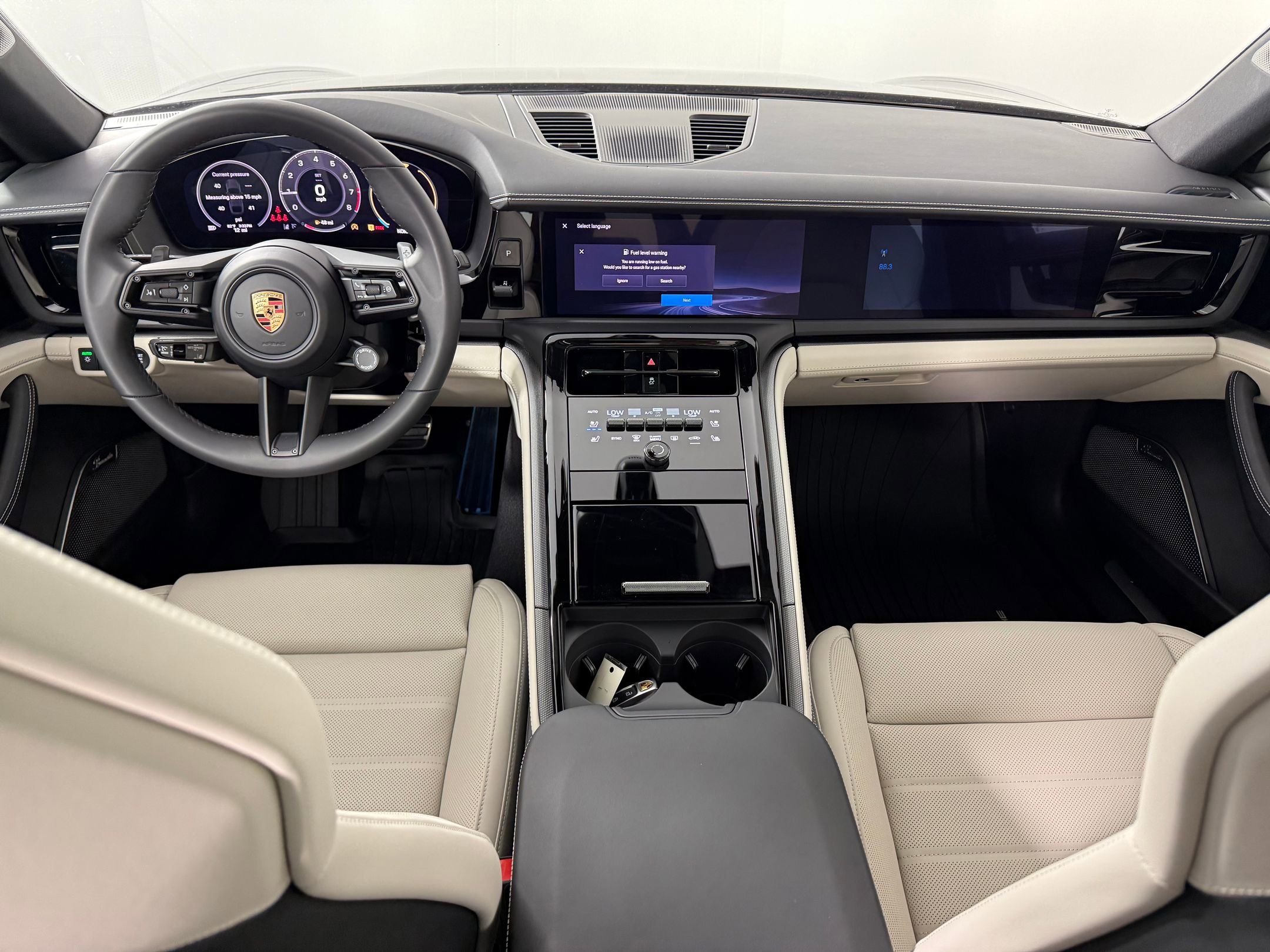 New 2026 Porsche Panamera 4 image 17