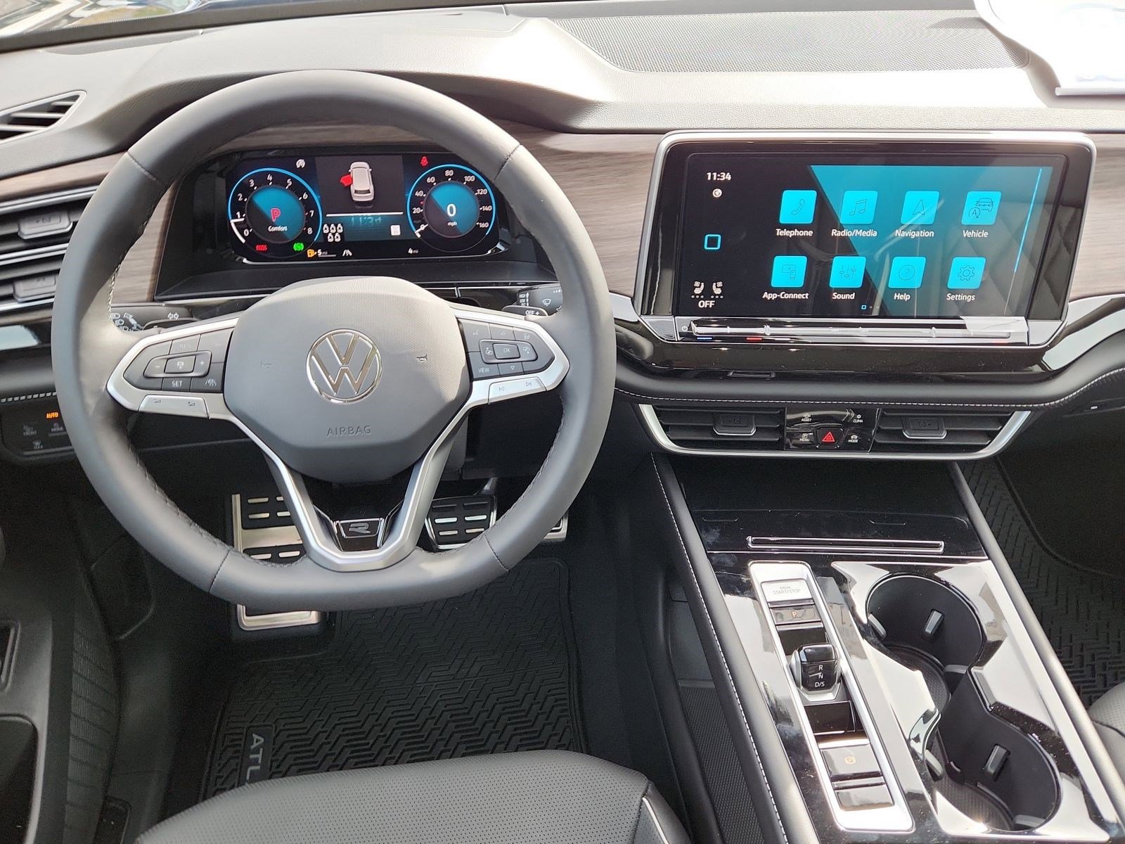 New 2026 Volkswagen Atlas SEL Premium R-Line image 12