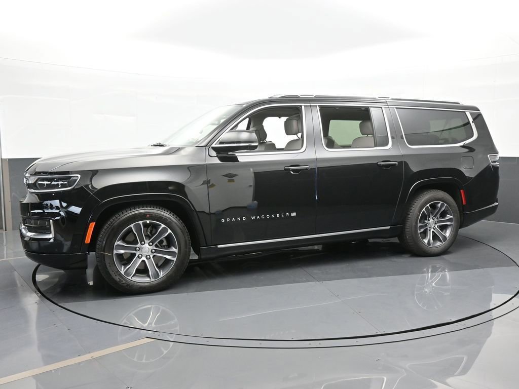 Used 2024 Jeep Grand Wagoneer L 4WD image 2