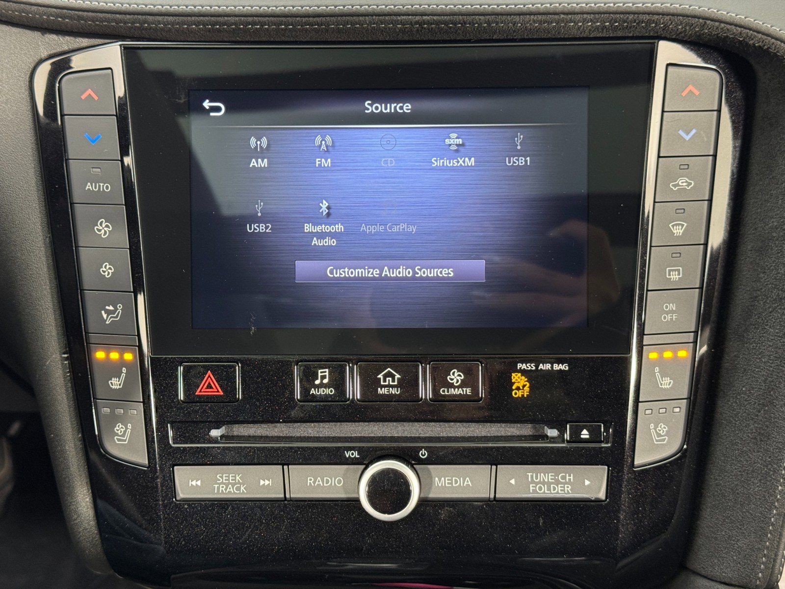 Used 2023 INFINITI QX50 Sensory w/ Accent Package image 28