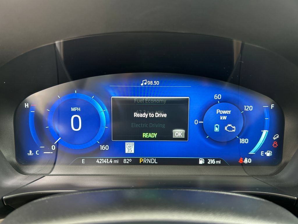 Certified 2021 Ford Escape Titanium FWD image 17