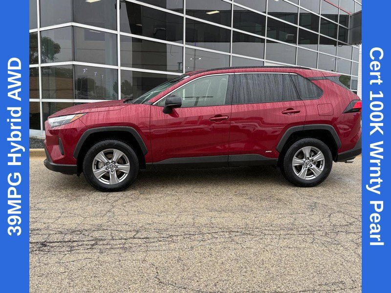 Used 2025 Toyota RAV4 LE AWD/4WD image 6