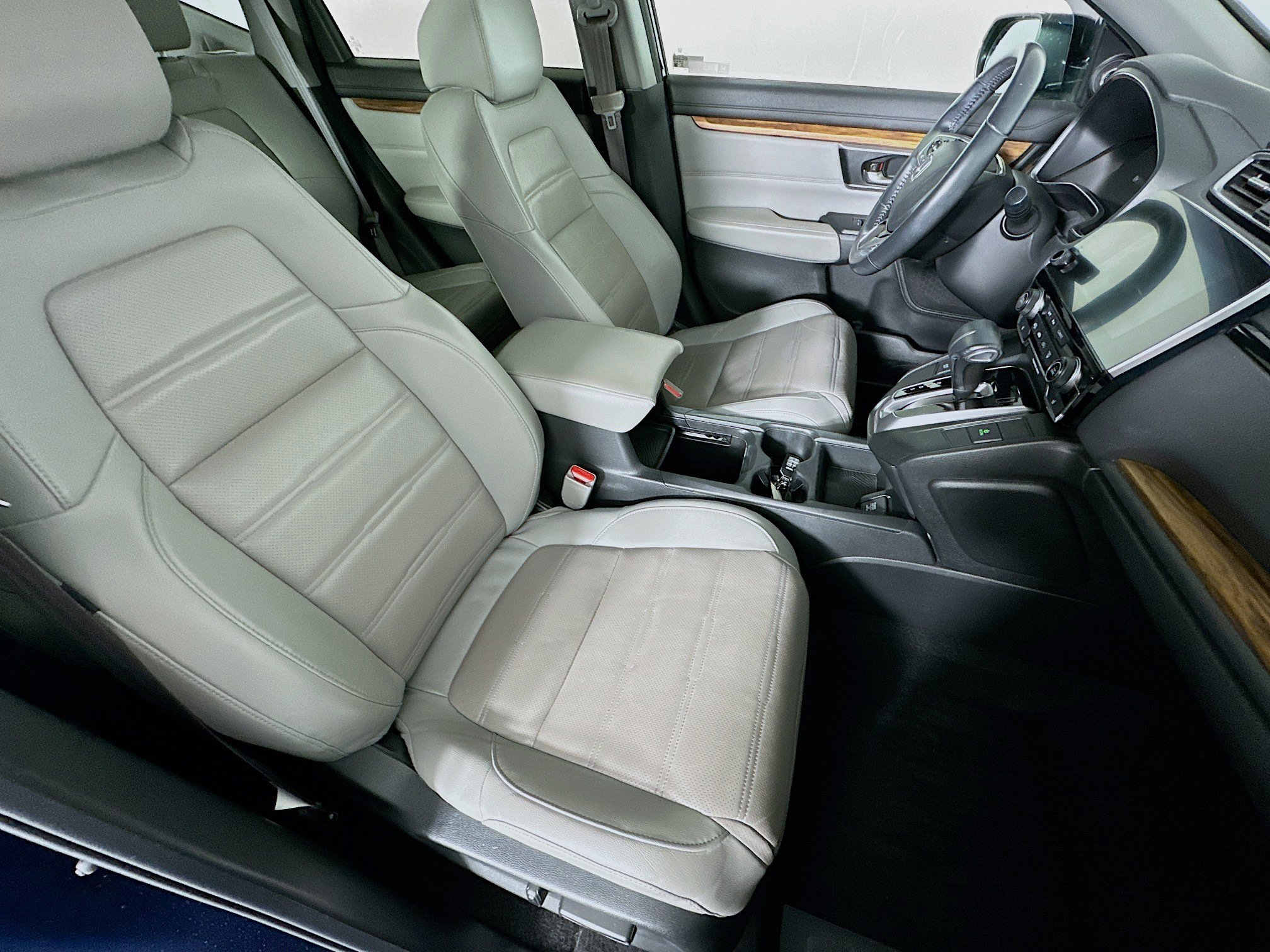 Used 2019 Honda CR-V Touring image 33