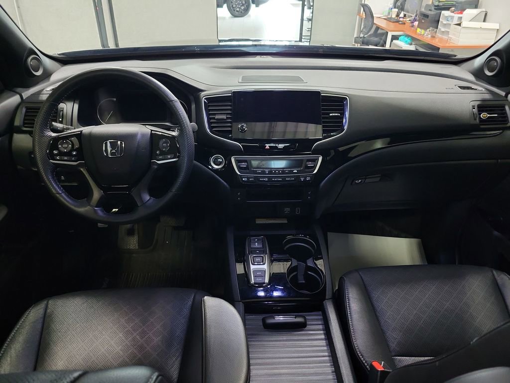Used 2023 Honda Passport Elite image 4