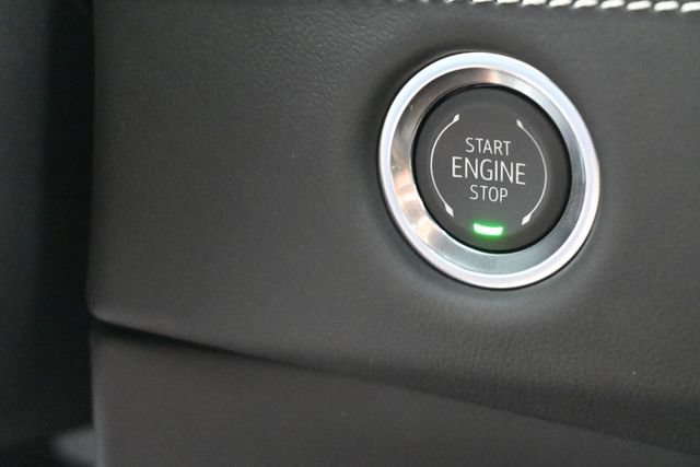 Used 2025 Cadillac Escalade Sport Platinum AWD/4WD image 29