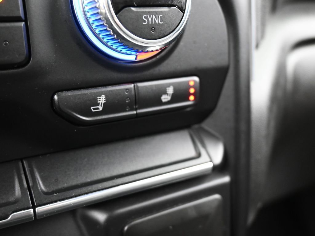 Used 2022 GMC Sierra 2500 SLE w/ SLE Convenience Package image 25