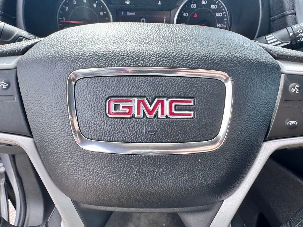 Used 2023 GMC Terrain SLE image 17