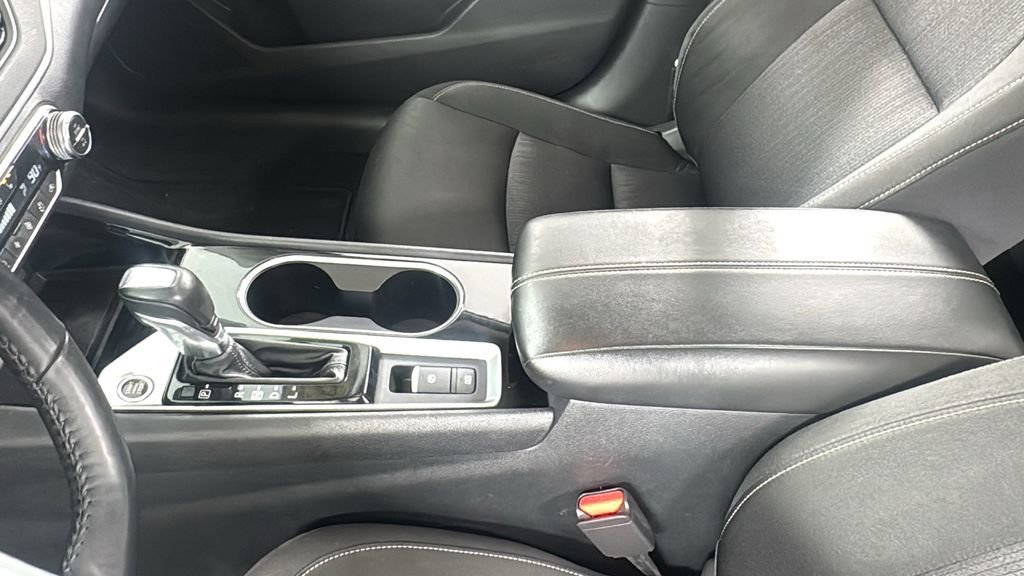 Used 2020 Nissan Altima 2.5 SV image 31