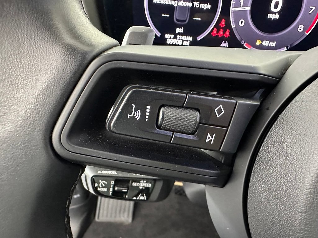 Certified 2024 Porsche Cayenne w/ Premium Package Plus (PFM) AWD/4WD image 26