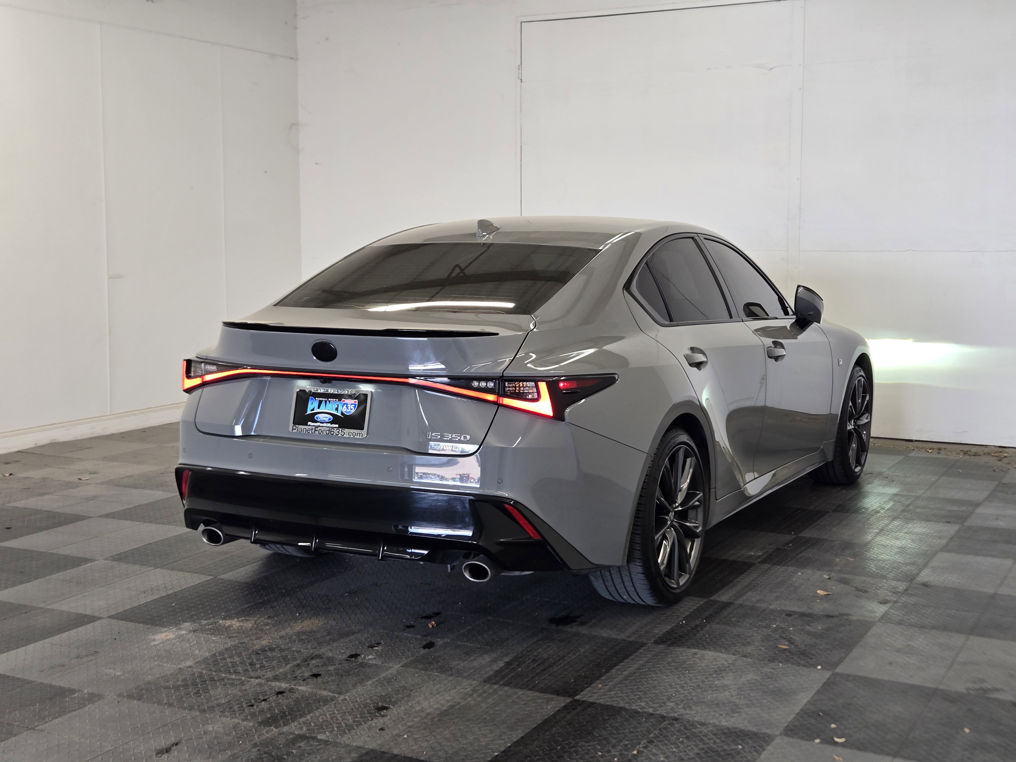 Used 2024 Lexus IS 350 F Sport w/ Navigation Package image 7