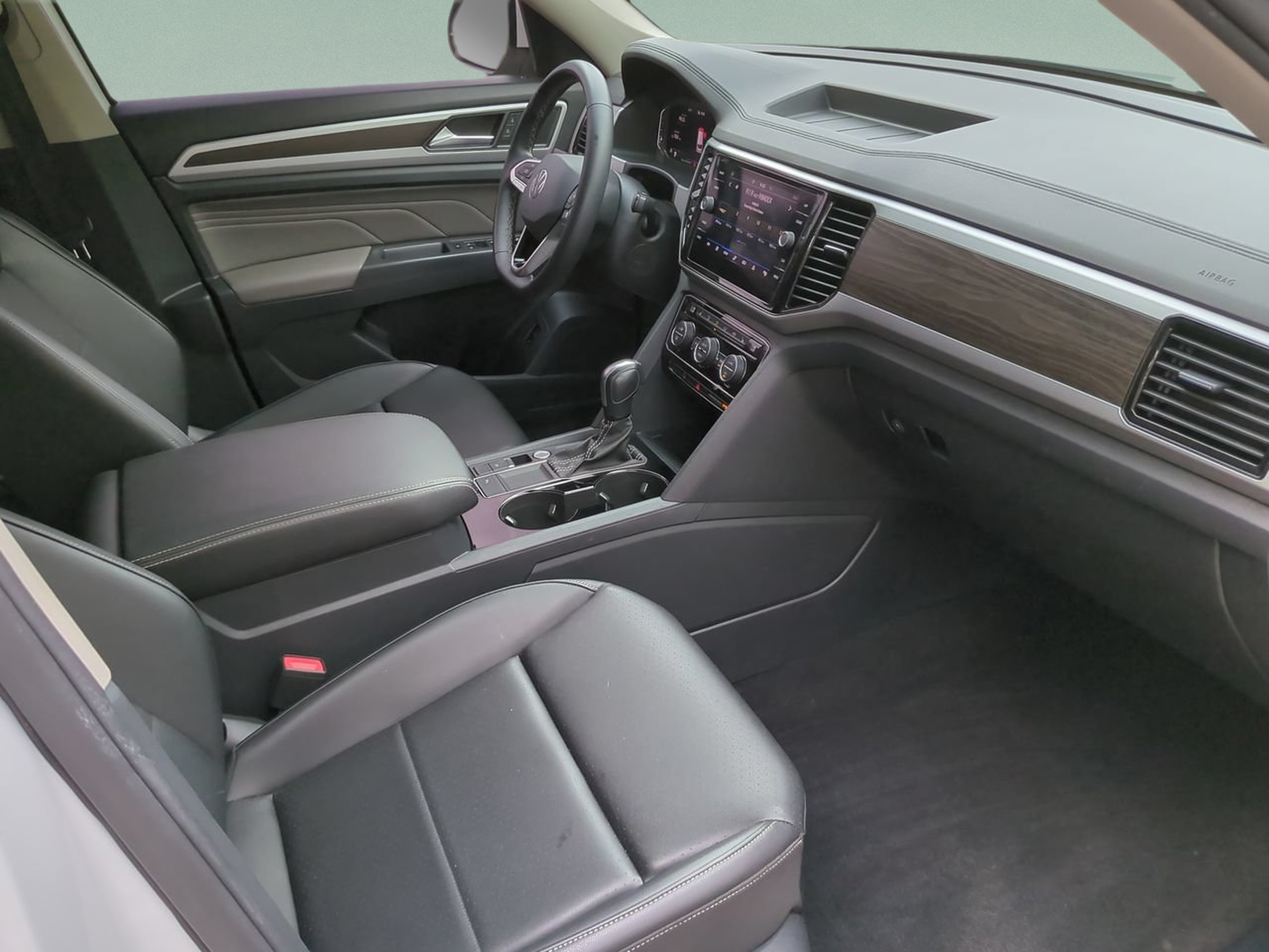 Used 2023 Volkswagen Atlas SE FWD image 20