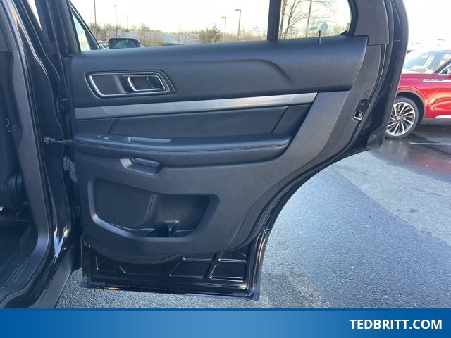 Used 2019 Ford Explorer XLT image 20