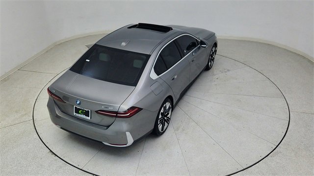 Used 2025 BMW i5 xDrive40 image 85