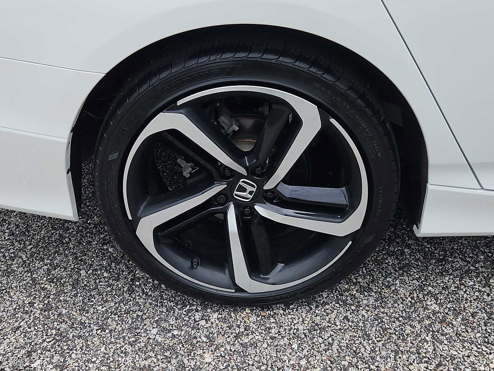 Used 2022 Honda Accord Sport image 9