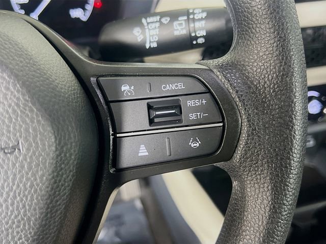 Used 2025 Honda HR-V LX image 18