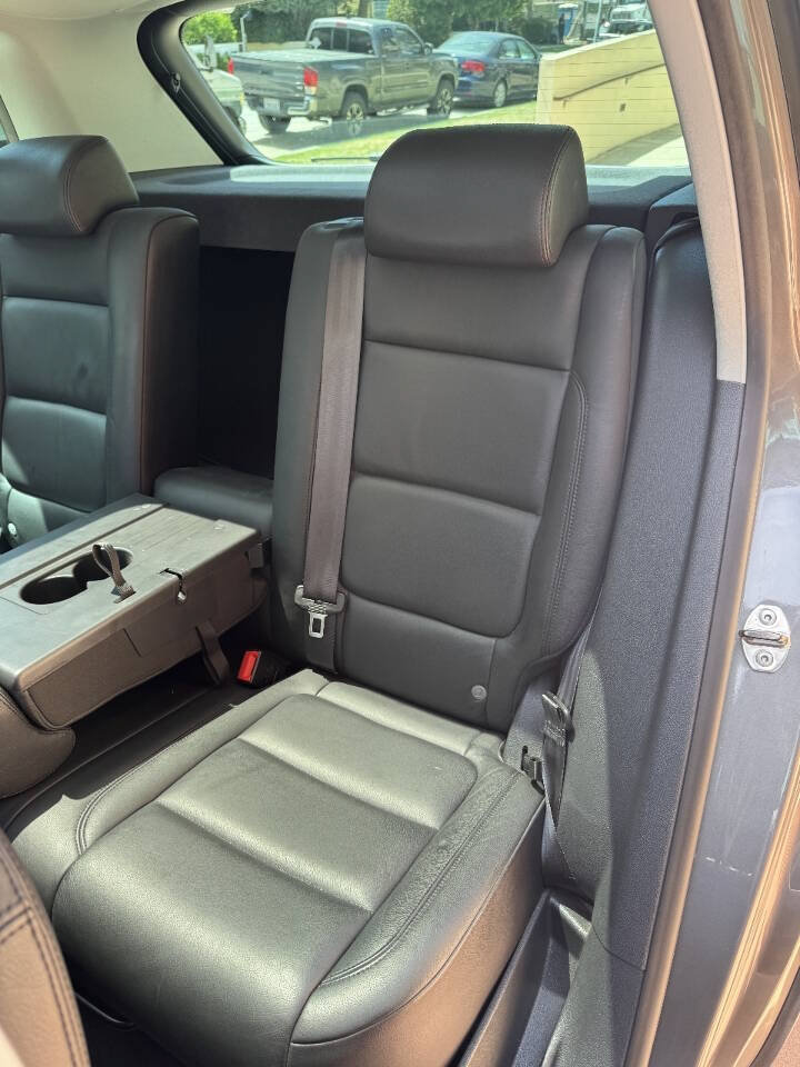 Used 2009 Volkswagen Tiguan S FWD image 16