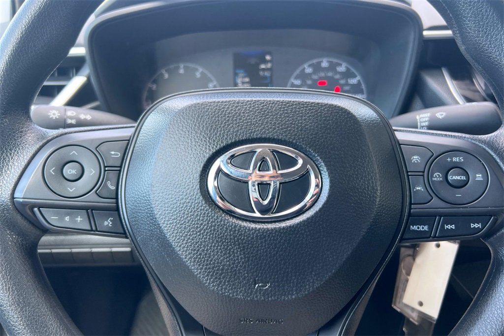 Certified 2025 Toyota Corolla LE image 23