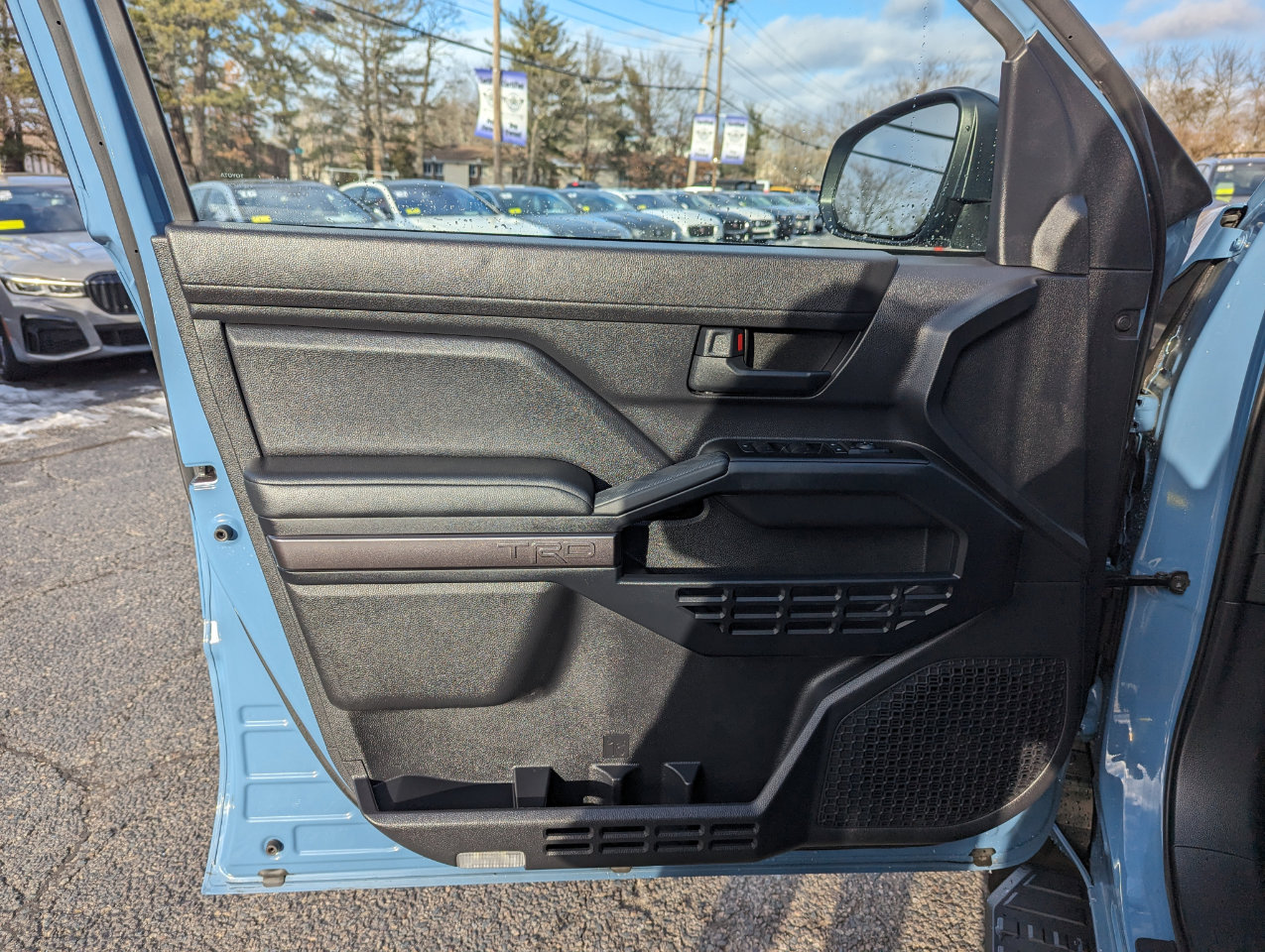 Used 2025 Toyota 4Runner TRD Off-Road image 12