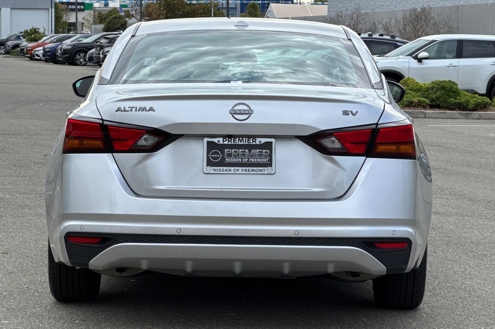 Used 2024 Nissan Altima 2.5 SV image 5