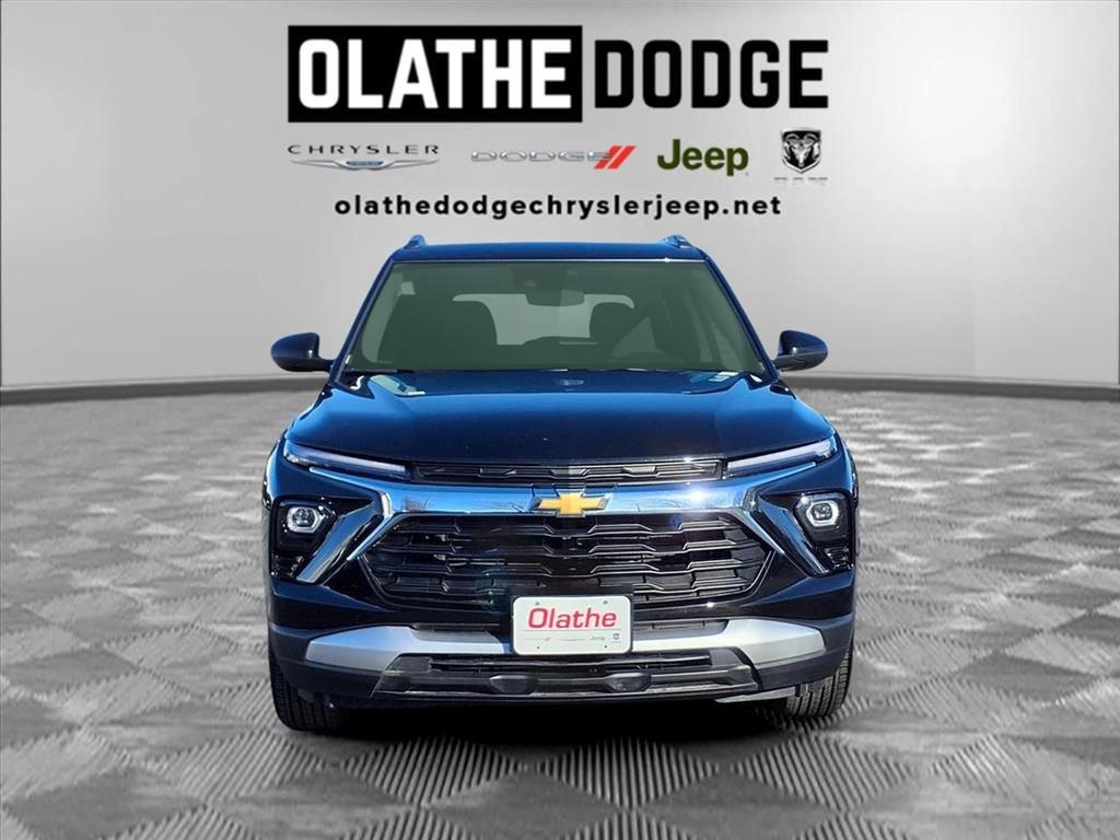 Used 2025 Chevrolet TrailBlazer LT w/ Driver Confidence Package image 29