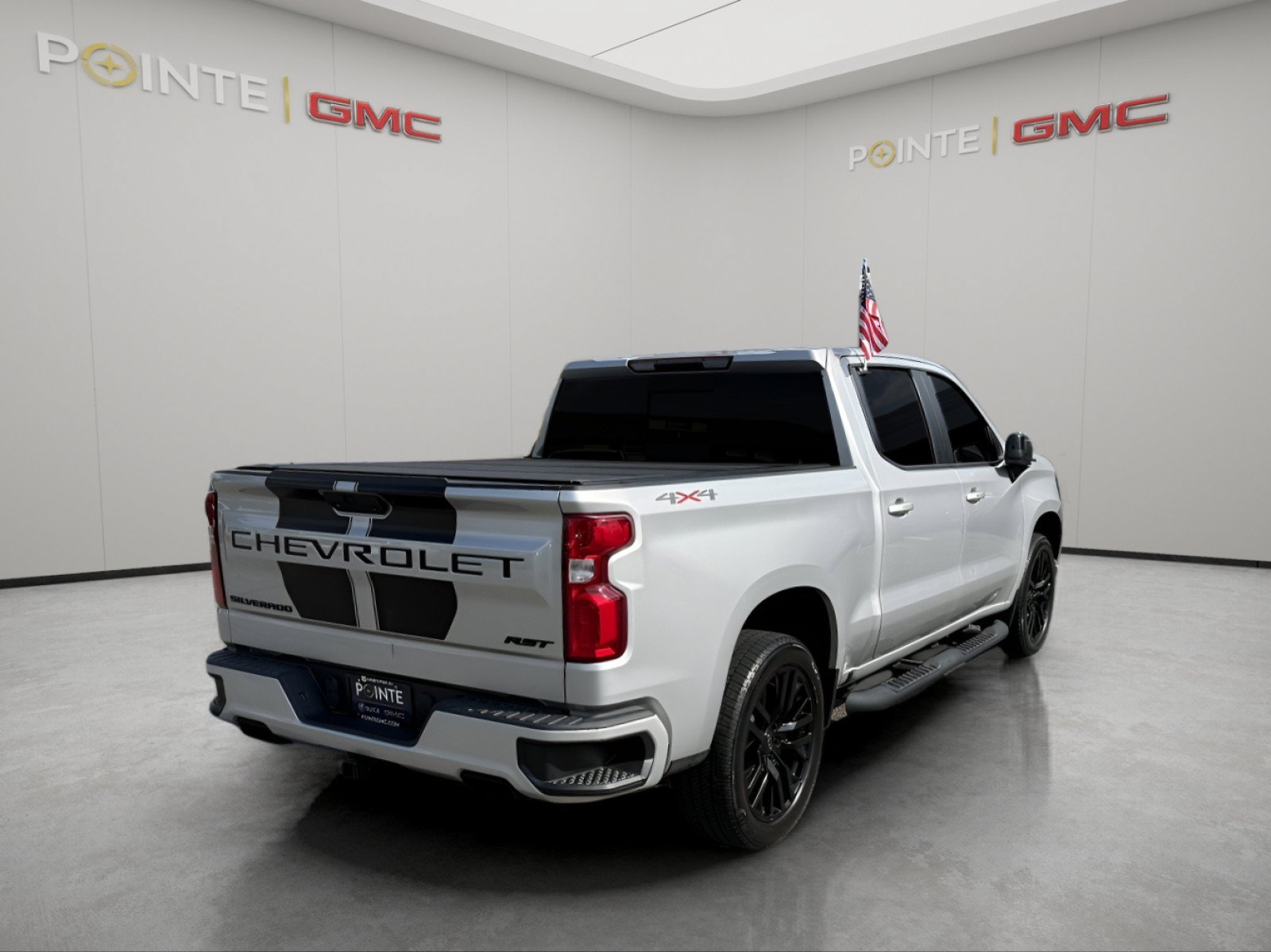 Used 2021 Chevrolet Silverado 1500 RST w/ Rally Edition AWD/4WD image 3