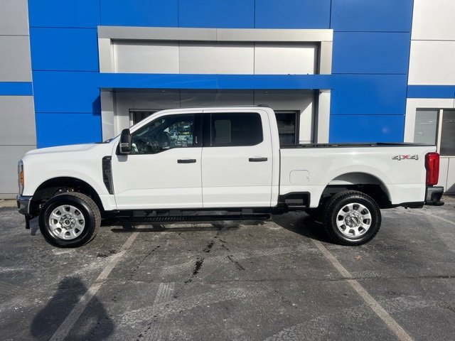 Used 2024 Ford F250 XLT w/ Snow Plow Prep Package image 4