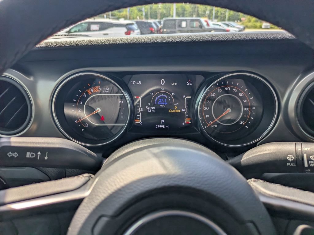 Used 2023 Jeep Gladiator Sport AWD/4WD image 15