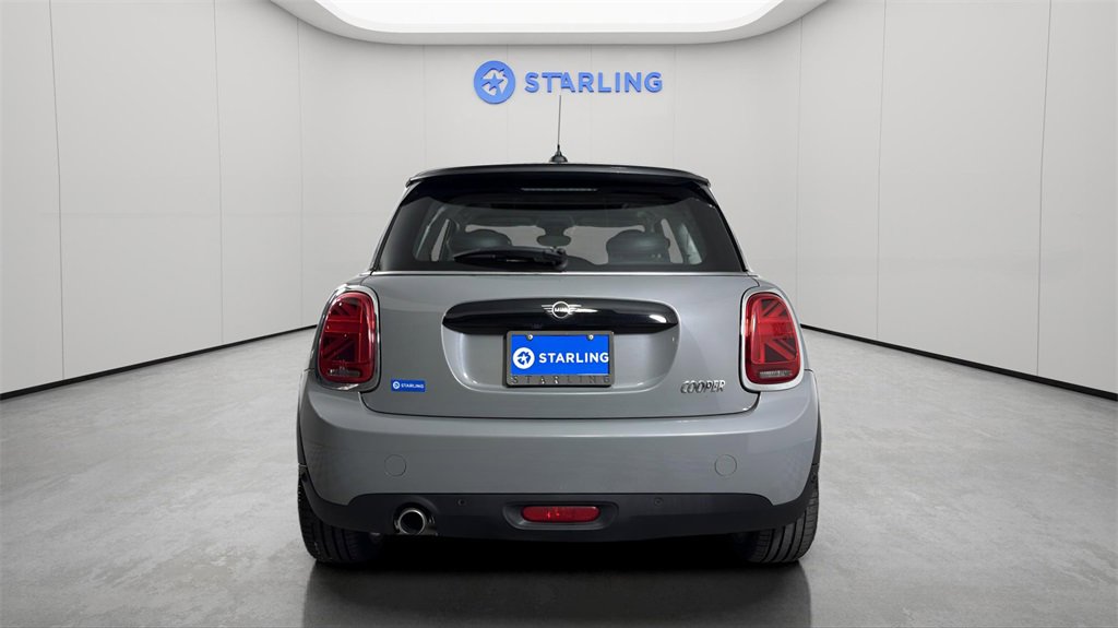 Used 2020 MINI Cooper 2-Door Hardtop image 7