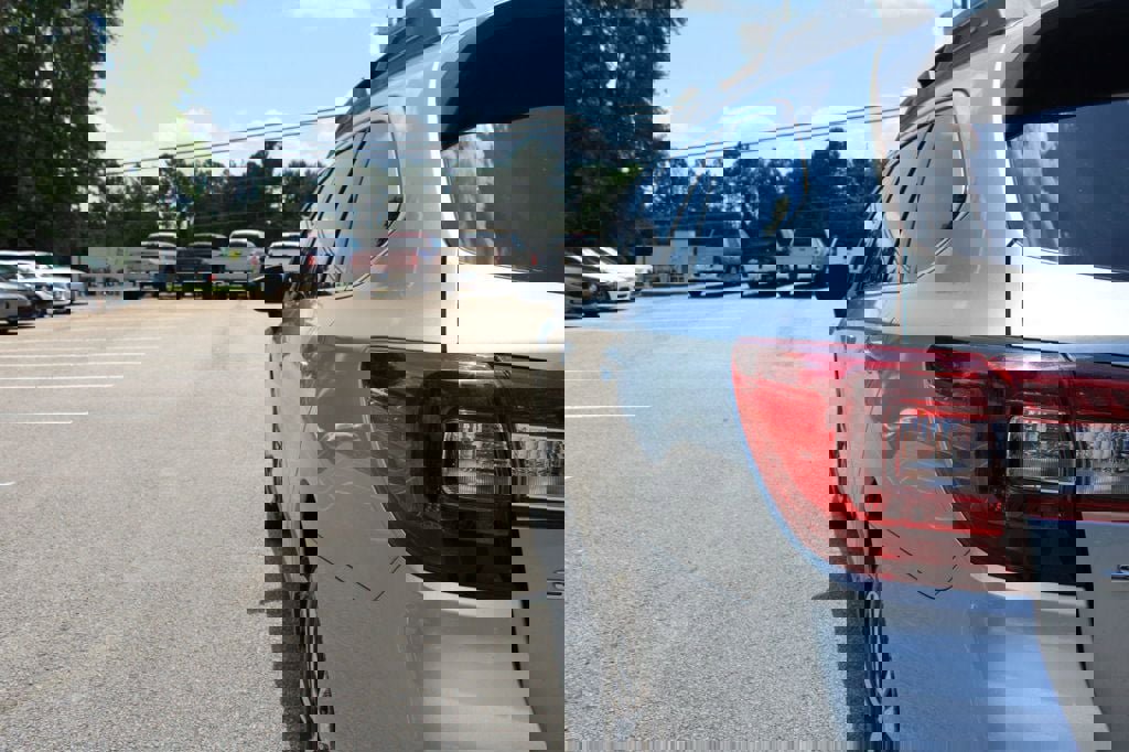 Used 2018 Subaru Outback 2.5i Limited image 20