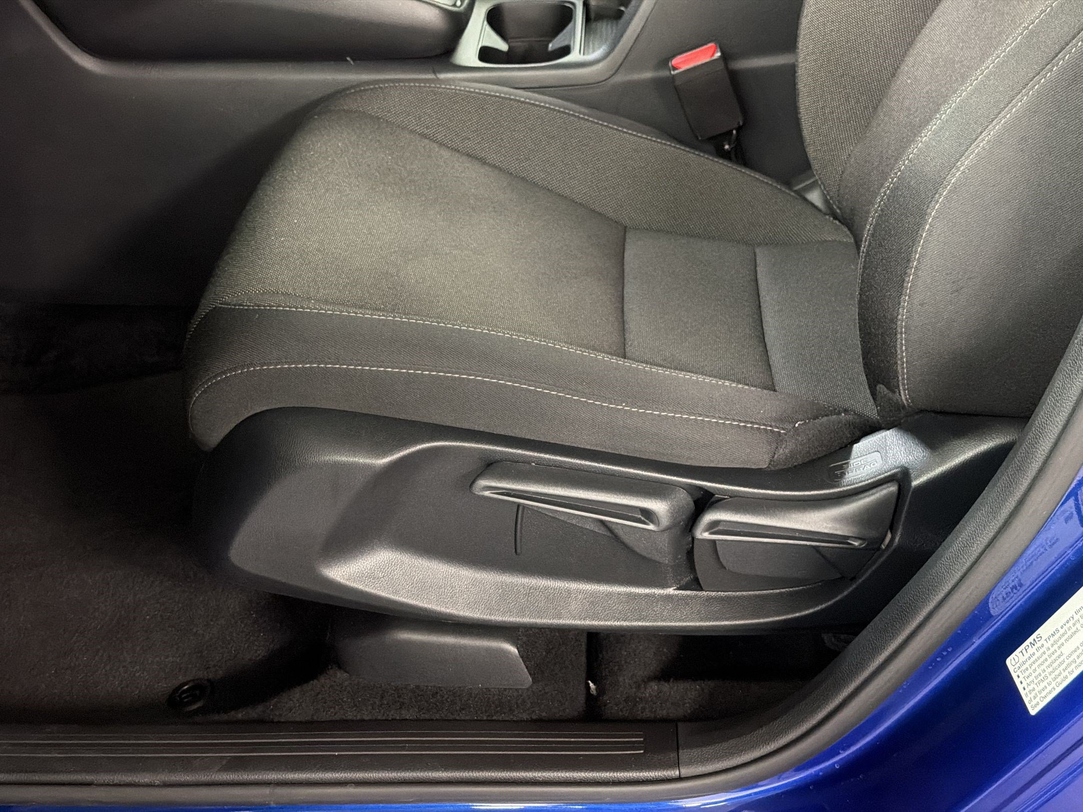 Certified 2025 Honda CR-V LX image 15