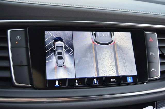 Used 2024 Buick Enclave Premium image 15