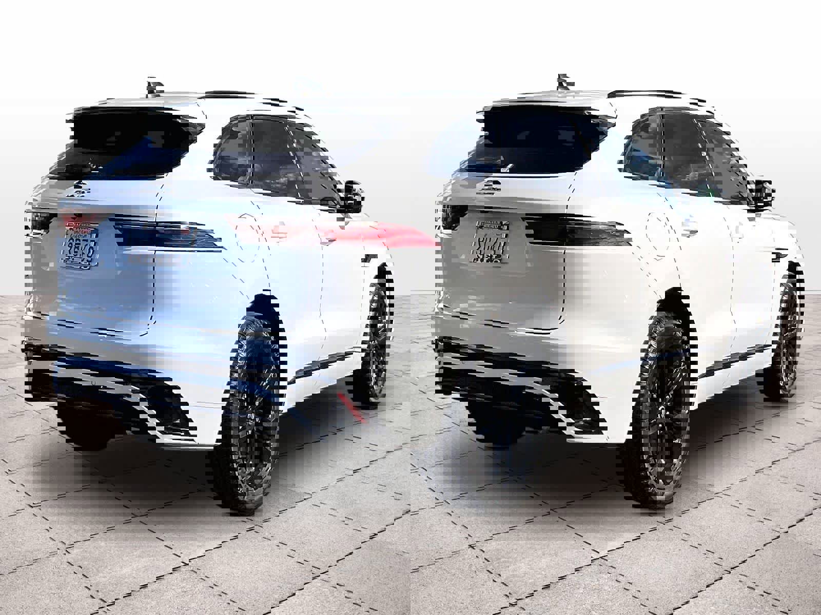 Used 2025 Jaguar F-PACE R-Dynamic S image 14