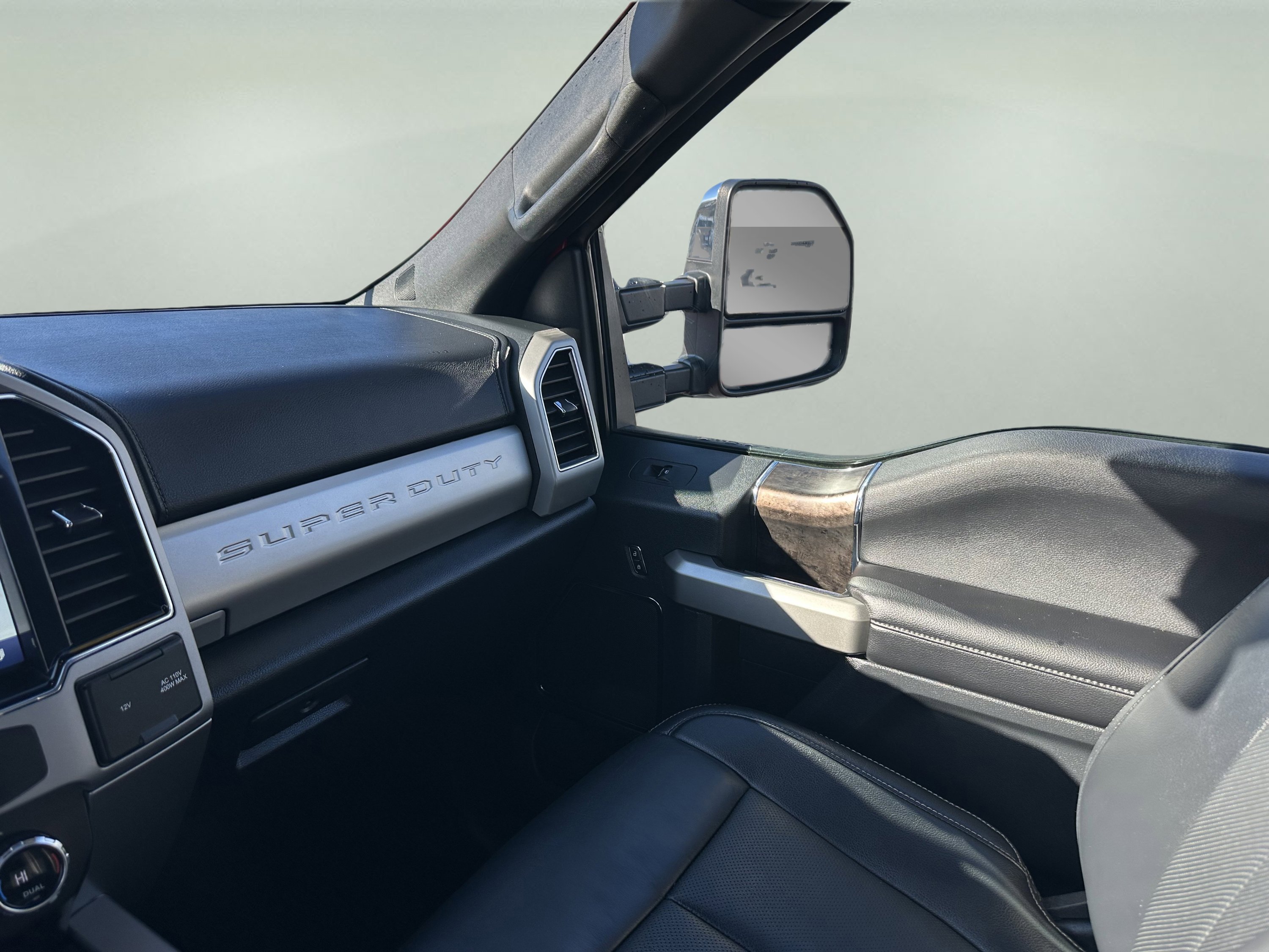 Used 2022 Ford F350 Lariat w/ Lariat Ultimate Package image 13