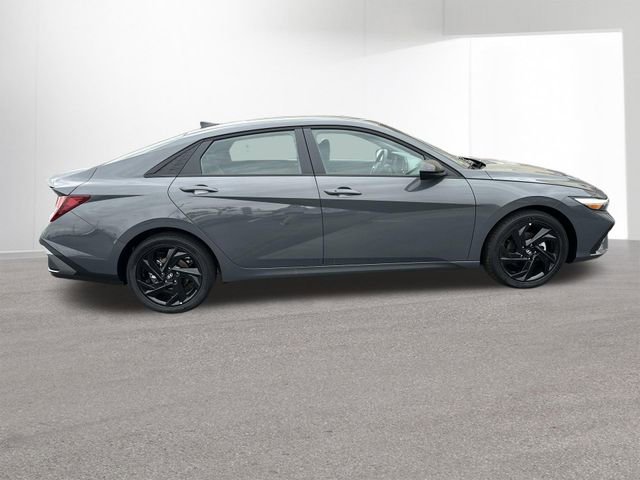 New 2026 Hyundai Elantra Sport w/ Cargo Package FWD image 38