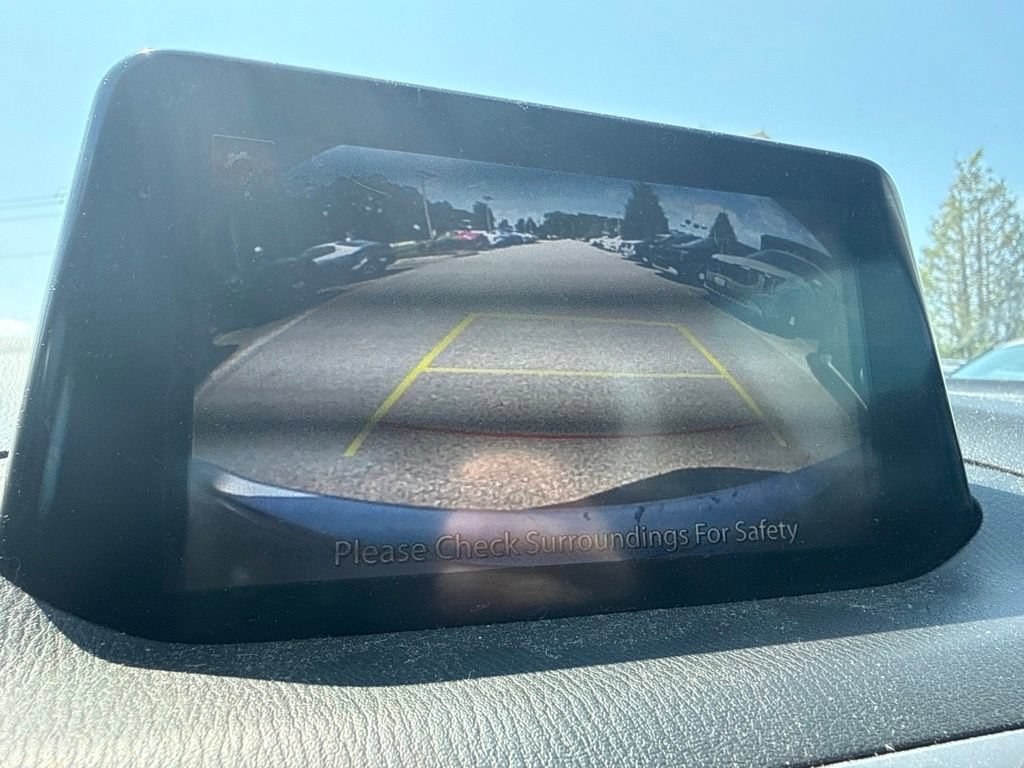 Used 2017 MAZDA MAZDA3 Sport FWD image 12