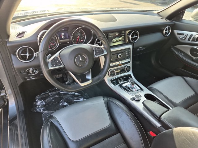 Used 2020 Mercedes-Benz SLC 300 image 9