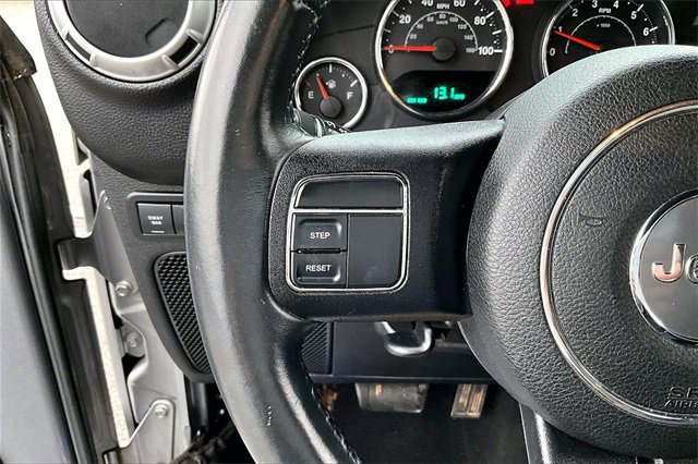 Used 2014 Jeep Wrangler Unlimited Rubicon w/ Dual Top Group image 10