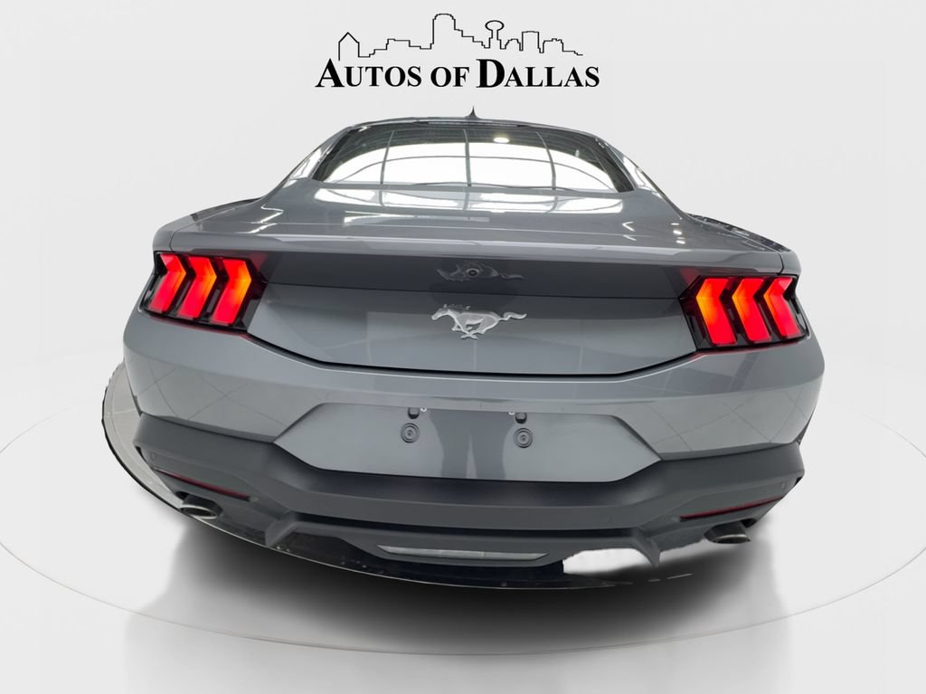Used 2026 Ford Mustang Premium RWD image 10