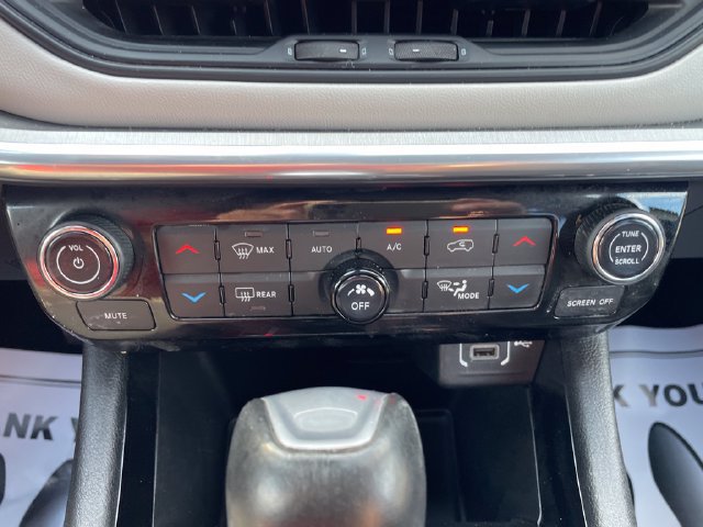 Used 2024 Jeep Compass Limited AWD/4WD image 24