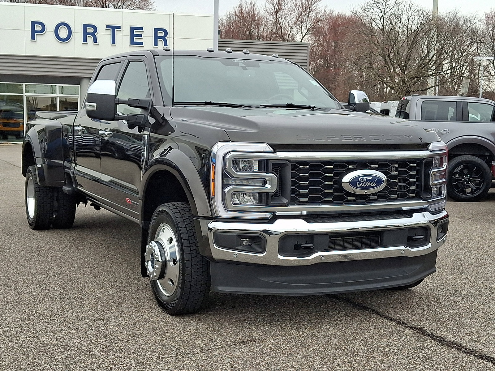 Certified 2025 Ford F450 King Ranch w/ Chrome Package image 2