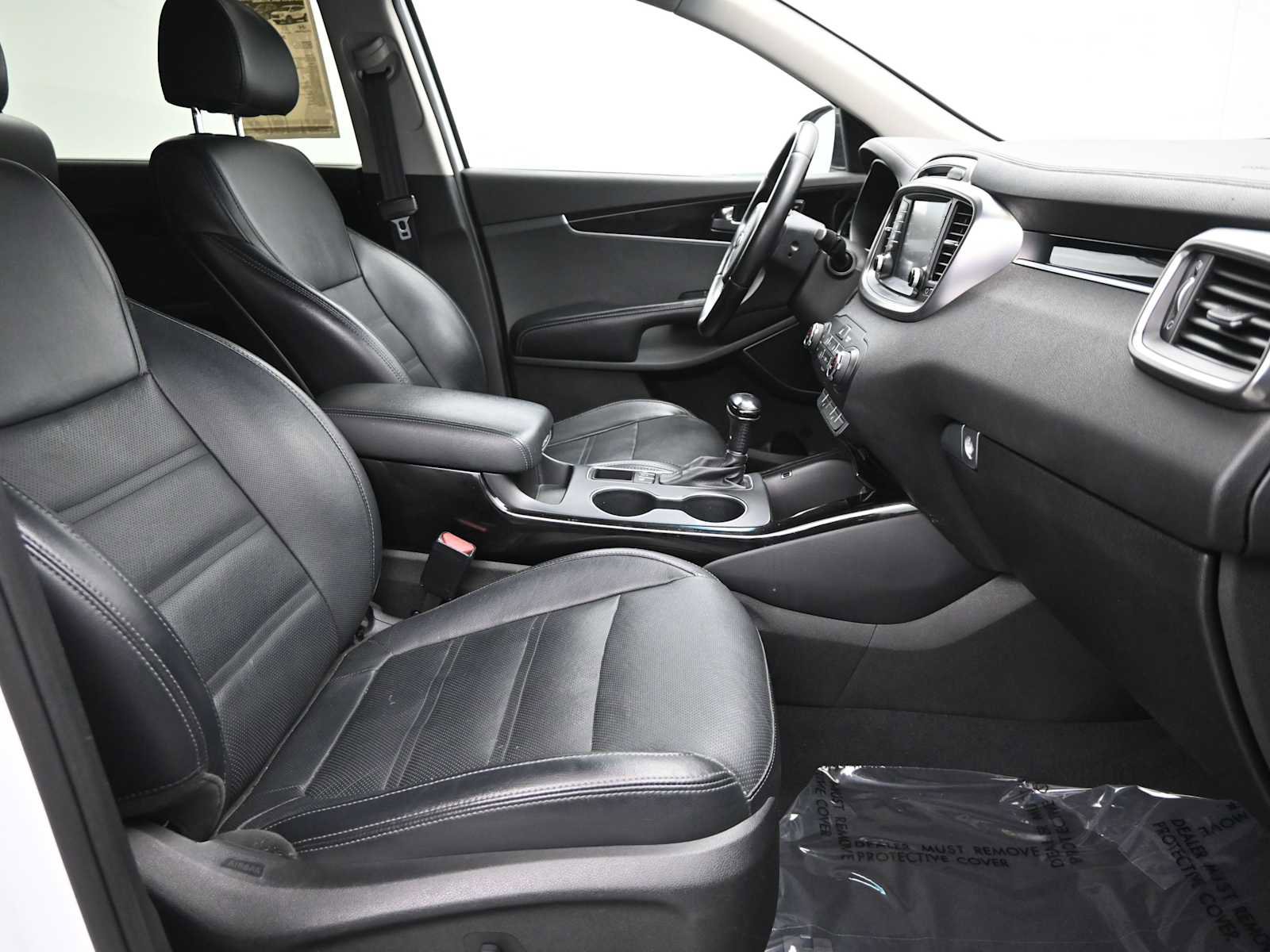 Used 2018 Kia Sorento SX image 11