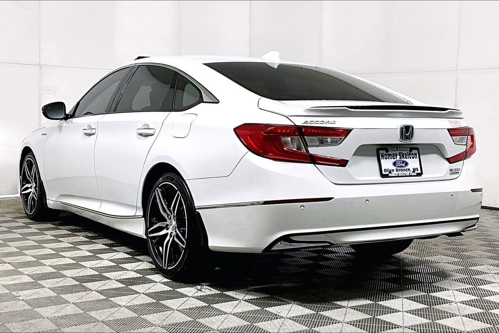 Used 2022 Honda Accord Touring image 11